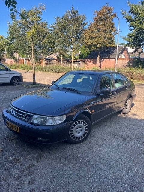 Saab 9-3 2.0 I AUT 1999 Blauw, Auto's, Saab, Zwart, 4 cilinders, Blauw, 1320 kg