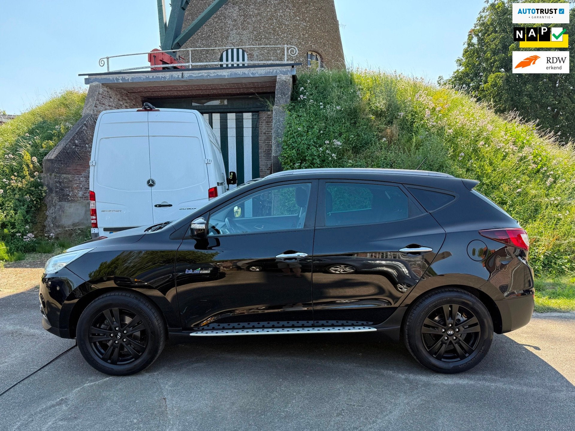 Hyundai Ix35 1.6i GDI HIGH LIGHT WEINIG KM EERSTE EIGENAAR D, Auto's, Voorwielaandrijving, 135 pk, 4 cilinders, Leder en Stof