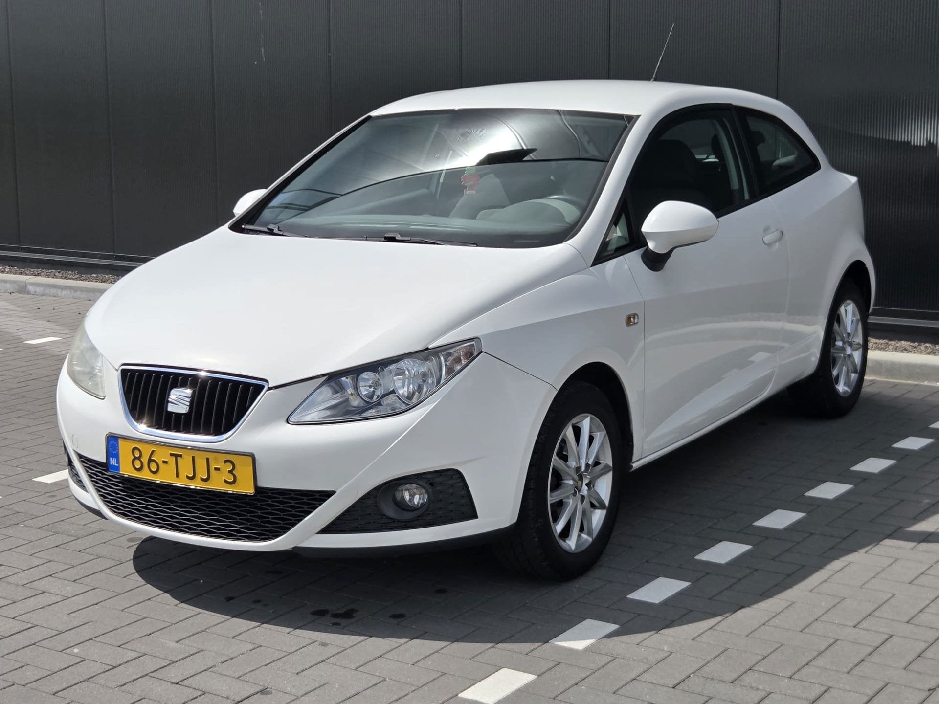 Seat Ibiza SC 1.4 Style Airco, Voorwielaandrijving, Euro 5, 86 pk, 4 cilinders