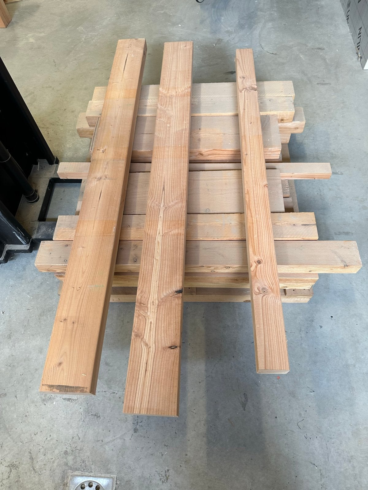 Diverse Douglas houten balken en planken, ruw en geschaafd, Ophalen, Nieuw, Balk, Overige houtsoorten