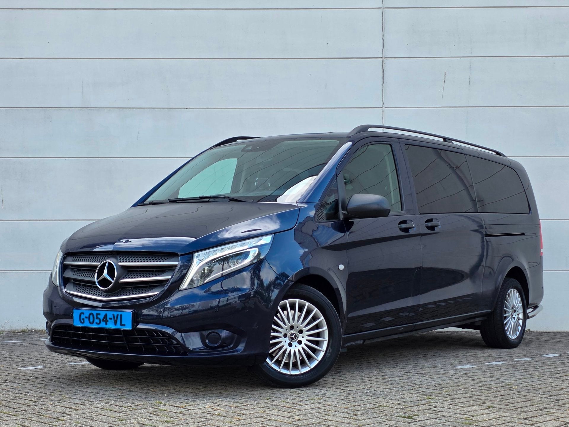 Mercedes-Benz Vito Tourer 114 CDi AUT. XL 9-Pers. |EX BTW| L, Auto's, Automaat, Gebruikt, 2000 kg, Blauw