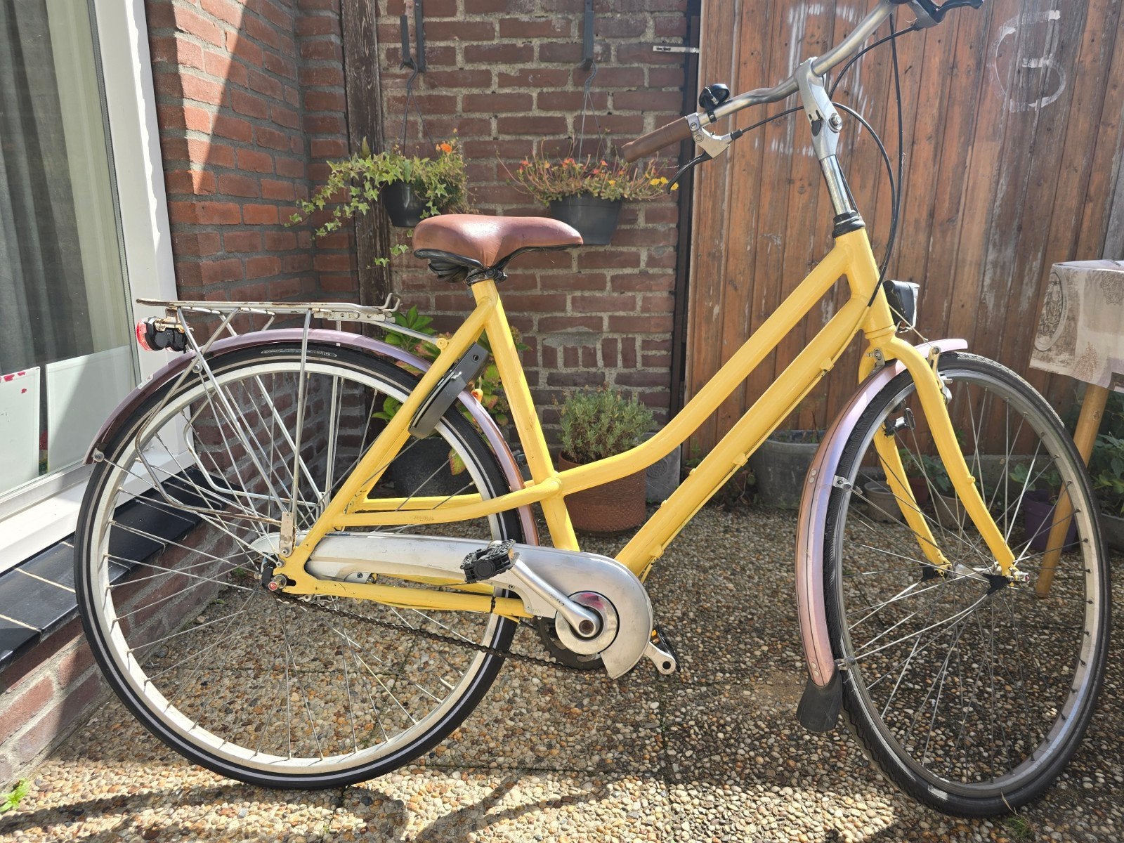 26 inch meisjesfiets - Geel 7 versnellingen, Fietsen en Brommers, Ophalen, Gebruikt, 26 inch of meer