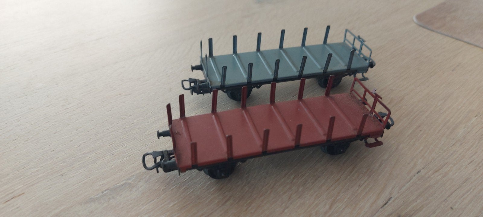 2 Antex DB metalen rongenwagens voor Märklin

Voor meer kijk, Wisselstroom, Wagon, Ophalen of Verzenden, Zo goed als nieuw
