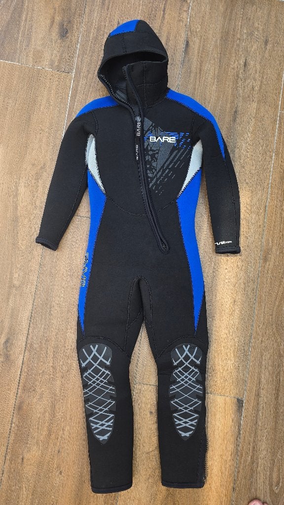 Bare Manta 8 jaar, Watersport en Boten, Ophalen of Verzenden, Zo goed als nieuw, Duikpak