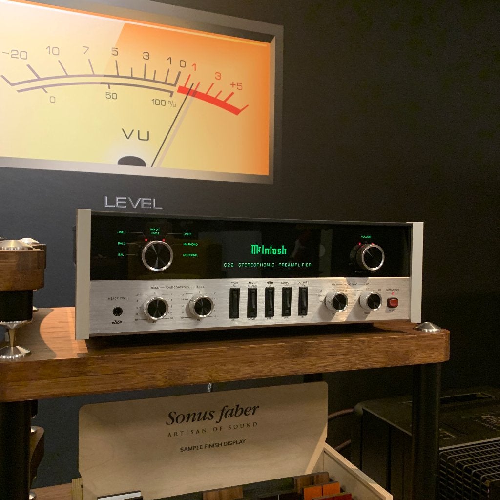 McIntosh C22 MK V Pre-Amp (ex-demo), Ophalen, Versterker, McIntosh, Onbekend