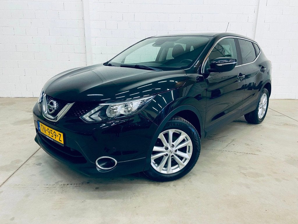 Nissan Qashqai 1.2 Connect Edition Pano Bluetooth Camera, Auto's, Voorwielaandrijving, Euro 5, Stof, Gebruikt