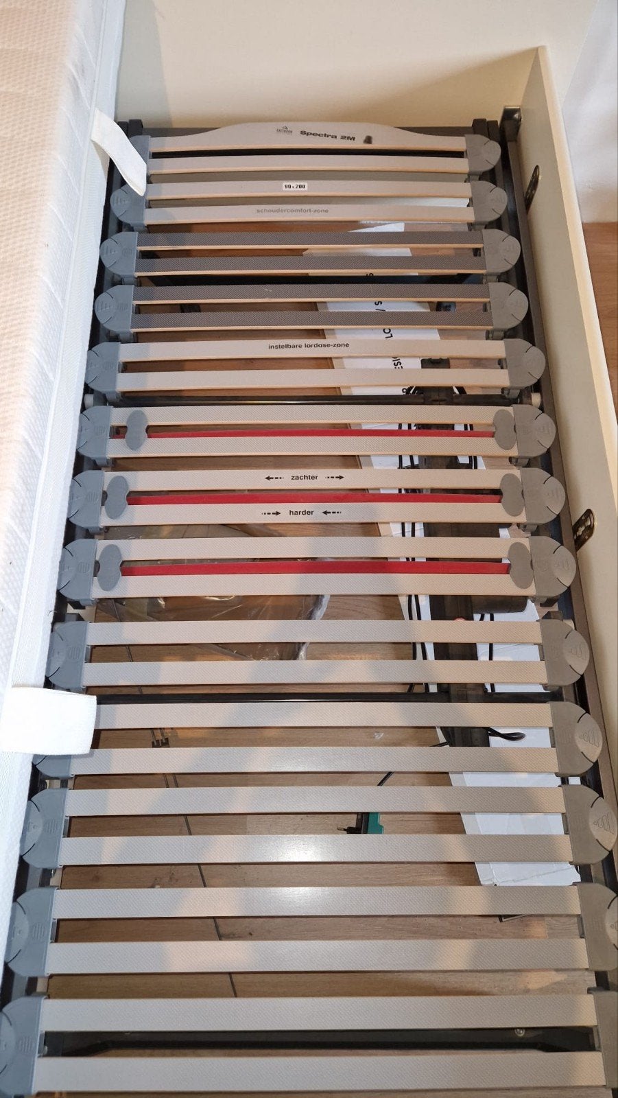Verstelbaar tweepersoonsbed met lattenbodems en matrassen, Ophalen, Wit, Tweepersoons, 180 cm