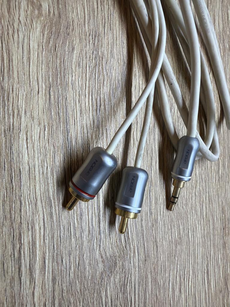 Argon Audio RCA naar 3.5mm Jack kabel, Ophalen of Verzenden, Zo goed als nieuw, Minder dan 2 meter, Interlink-kabel