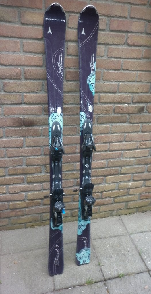 Atomic alpineski 's  lengte 149  cm type /model :  Cloud 7, 140 tot 160 cm, Gebruikt, Ophalen of Verzenden, Carve