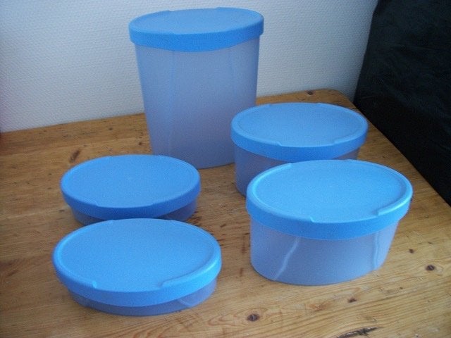 5 Tupperware Voorraadbussen ( 1x 2,5,  2 x 1,2,  2 x 0,5L ), Ophalen of Verzenden, Gebruikt, Overige typen