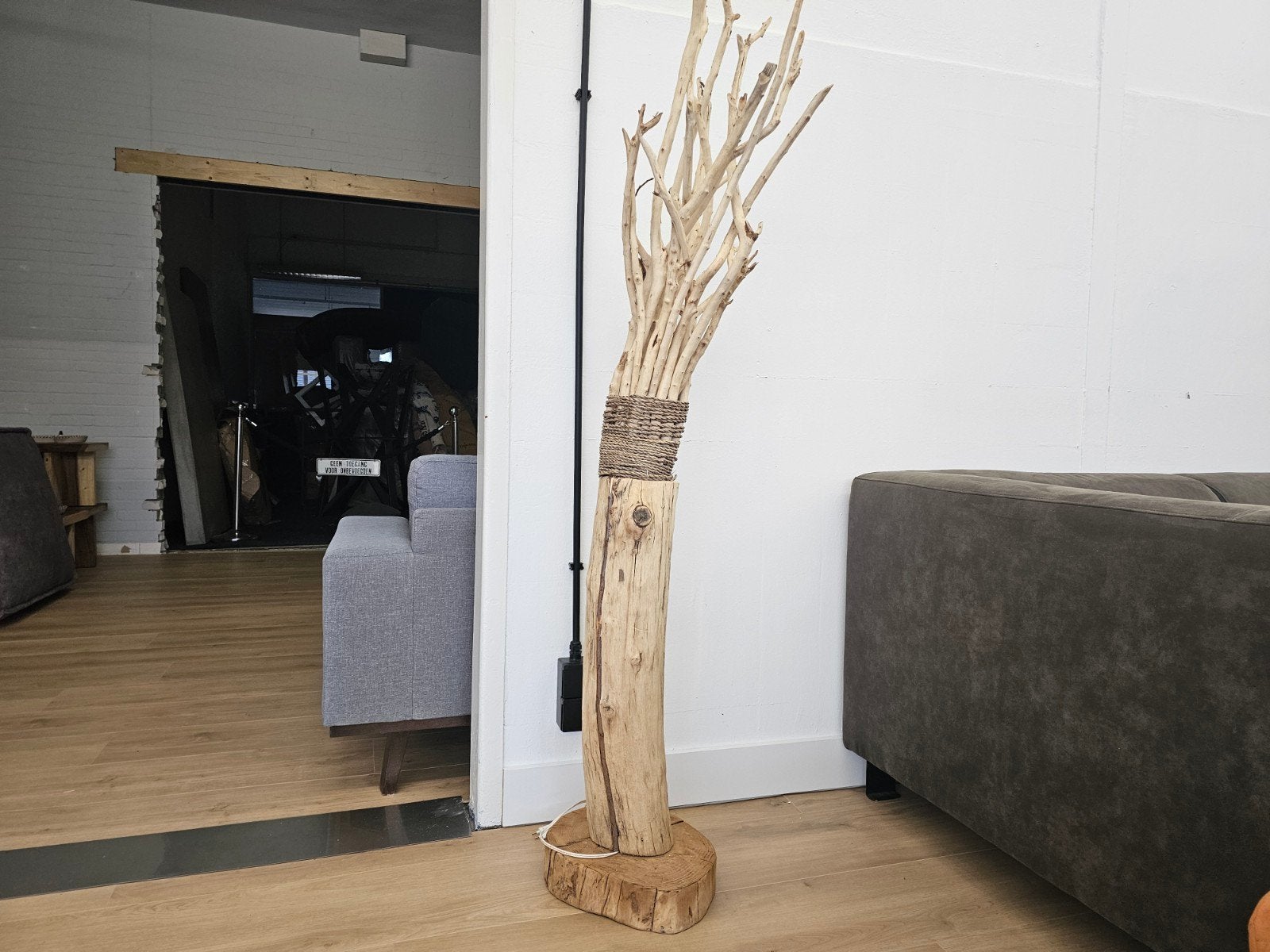 hand gemaakte sta lamp eucalyptus hout, Ophalen