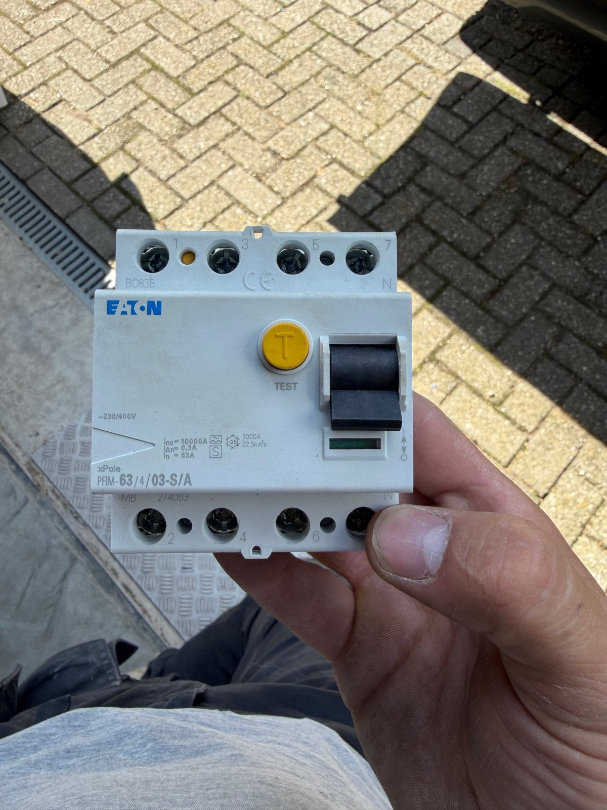 Eaton Aardlekschakelaar PFIM-63/4/03-S/A 63A 300mA, Verzenden, Zo goed als nieuw, Eaton, Aardlekschakelaar