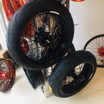GEZOCHT – KTM / GASGAS / HUSQVARNA SUPERMOTO SET, Ophalen
