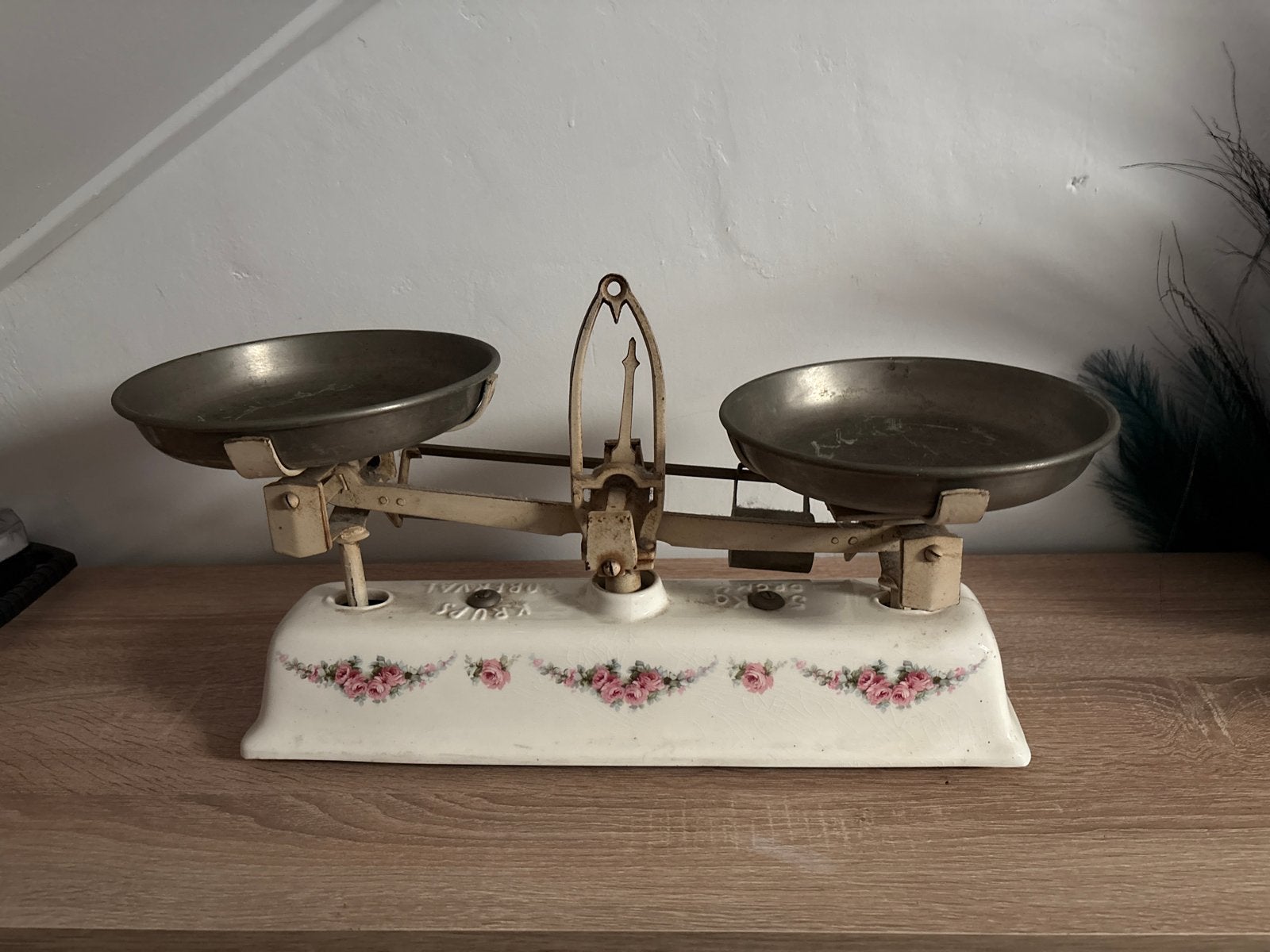Vintage winkel Krups Robeval weegschaal met bloemmotief, Ophalen