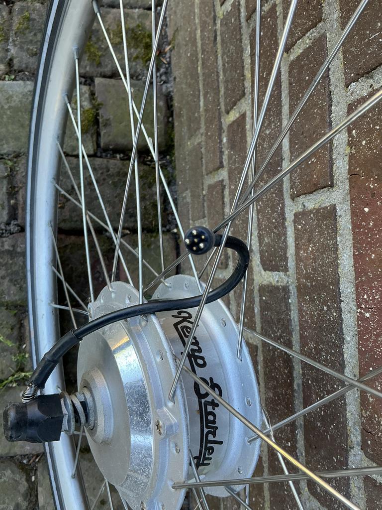 Voorwiel met motor Kemp Starley 24V 200W, Ophalen of Verzenden, Gebruikt