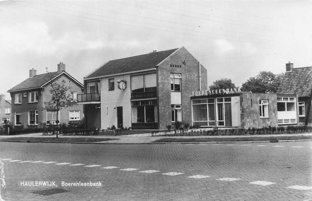 703-024-023 Haulerwijk Boerenleenbank, Verzamelen, Ansichtkaarten | Nederland, Verzenden, Voor 1920, Friesland