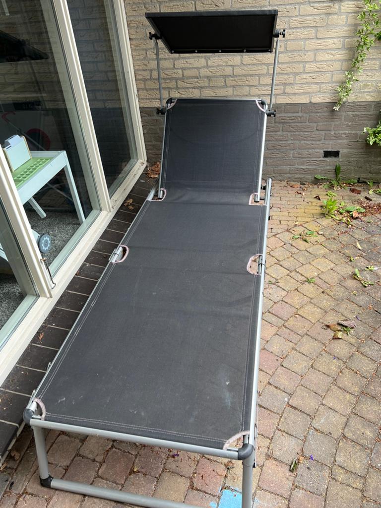 Livarno Ligbed Met zonnedak, Tuin en Terras, Ophalen of Verzenden, Zo goed als nieuw, Aluminium