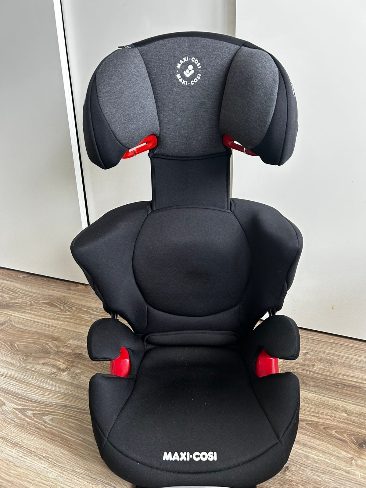 Maxi Cosi Rodi autostoel zonder Isofix incl. stoelhoes, Ophalen, 15 t/m 36 kg, Zijbescherming, Maxi-Cosi