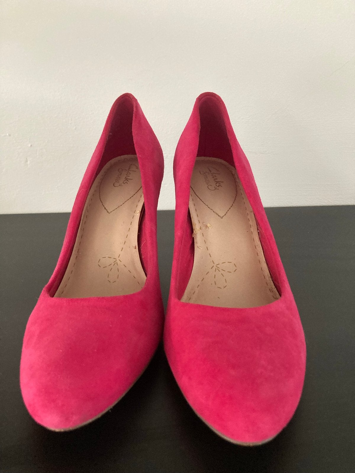 Clarks roze suède pumps, maat 41, 1x gedragen, Ophalen of Verzenden, Zo goed als nieuw, Roze, Pumps