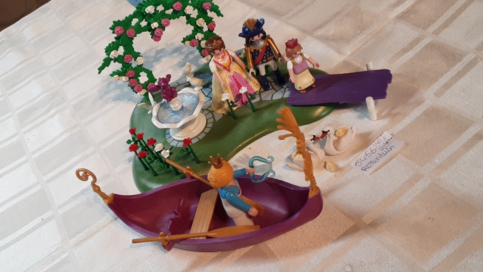 5456 rozentuin met prins en prinses, Complete set, Zo goed als nieuw, Figuren, Family fun