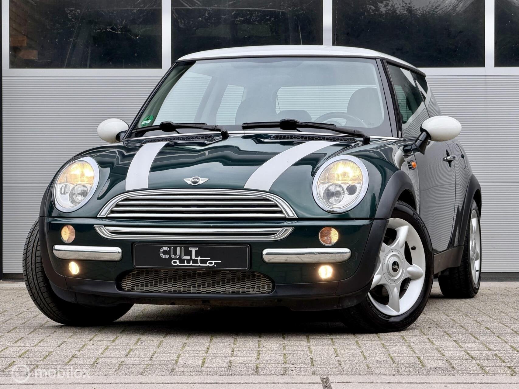 Mini Cooper 1.6 Chili | Airco | Zeer veel vernieuwd | Nw APK, Voorwielaandrijving, Gebruikt, Zwart, 4 cilinders