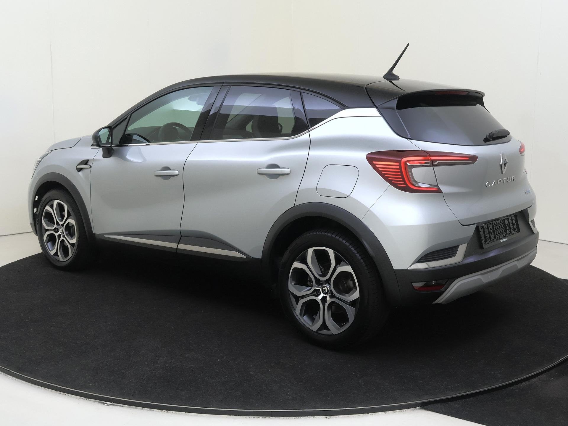 Renault Captur 1.6 E-Tech Plug-in Hybrid Intens 160PK | Auto, Auto's, Renault, Gebruikt, 4 cilinders, Leder en Stof, Plug-in hybride