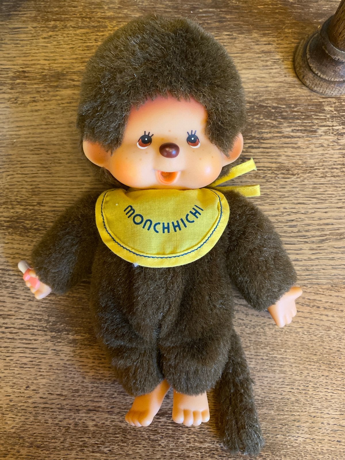 Vintage Monchhichi knuffel aap met slabber 1974, Gebruikt, Overige merken, Overige karakters, Ophalen of Verzenden