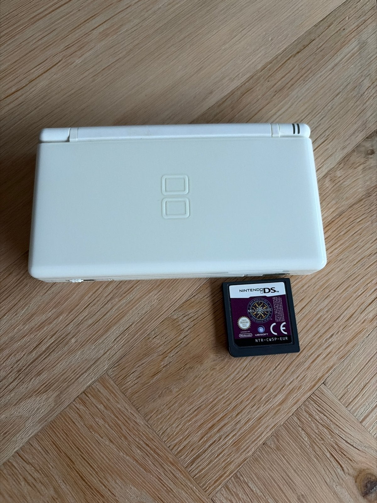 Nintendo DS lite met oplader, Spelcomputers en Games, Wit, DS Original of Phat, Ophalen of Verzenden, Gebruikt