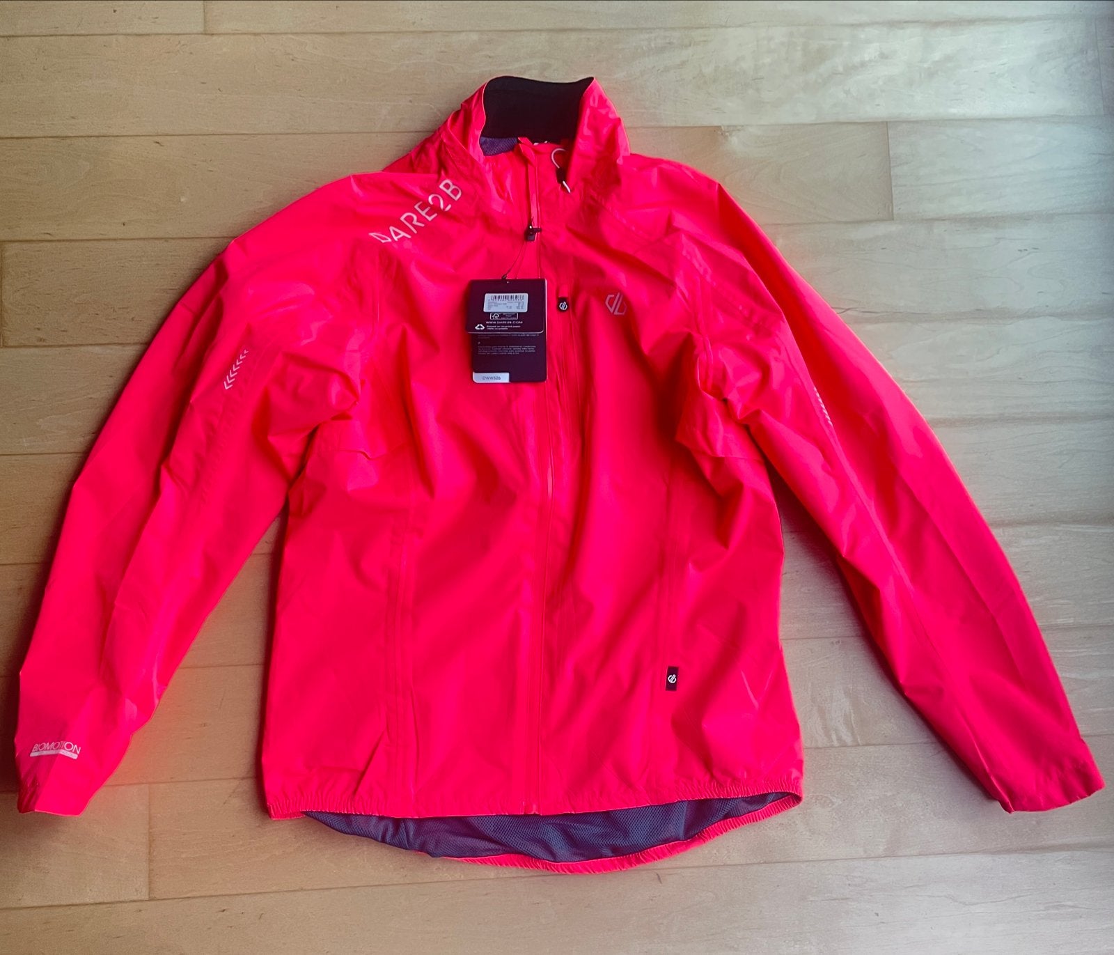 Dare2b Mediant II Jas Neon Roze - Dames Hardloopjack, Nieuw, Ophalen of Verzenden, Maat 36 (S), Hardlopen of Fietsen