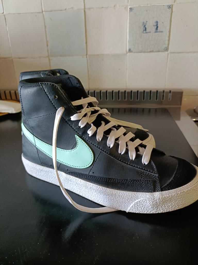 Nike blazer vintage mt 38,5, Ophalen of Verzenden, Zo goed als nieuw, Wit, Sneakers of Gympen