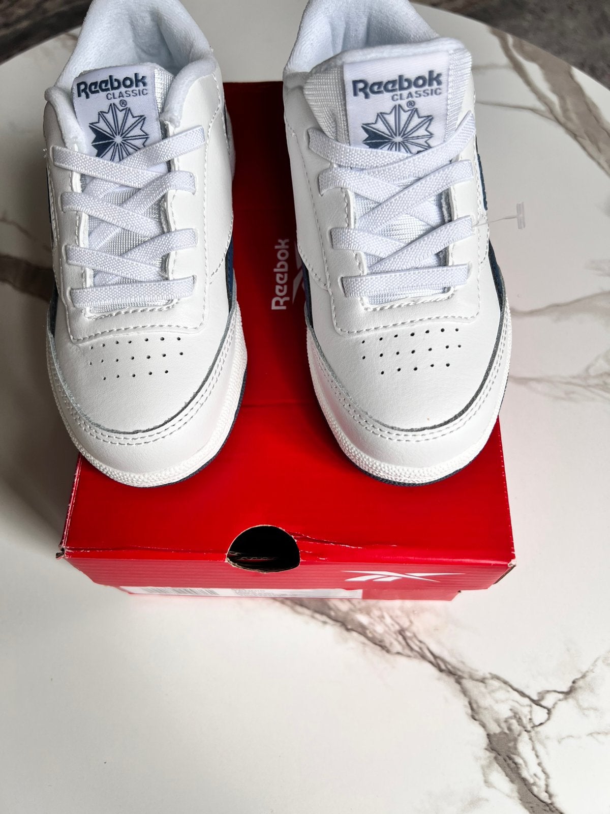Leuke reebok schoenen maat 26, Ophalen, Zo goed als nieuw, Schoenen