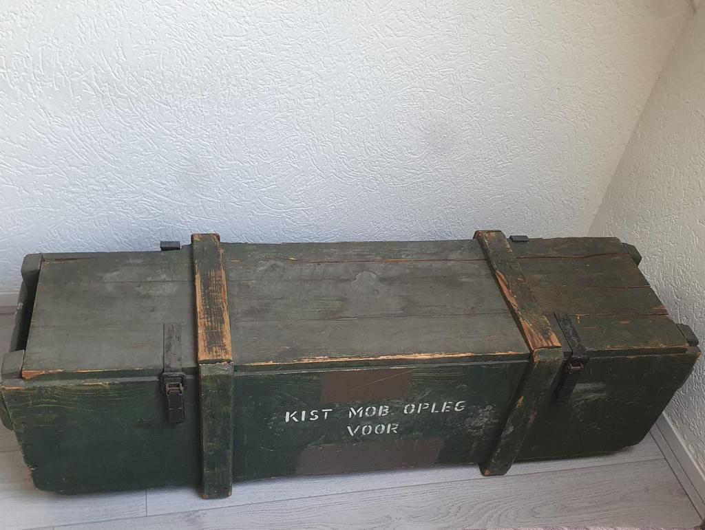 Te koop legerkist, Ophalen, Zo goed als nieuw