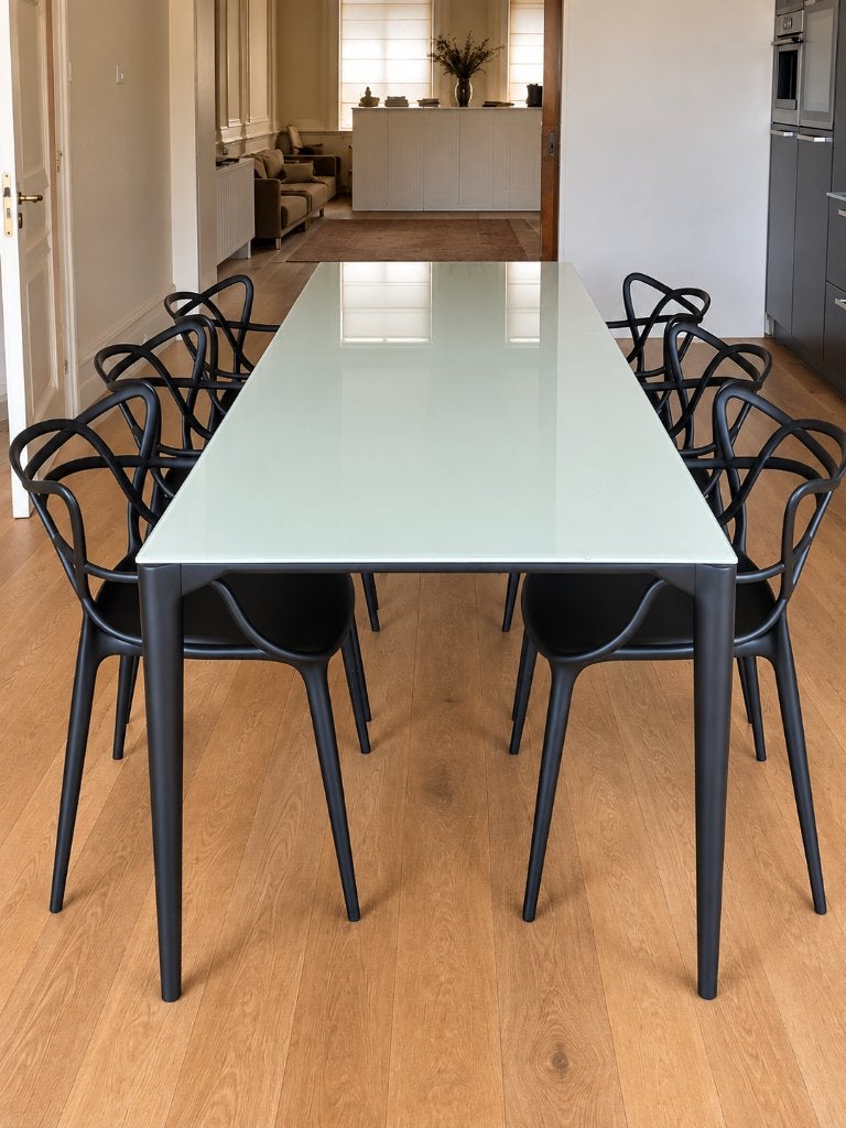(Uitschuifbare) tafel met 6 stoelen