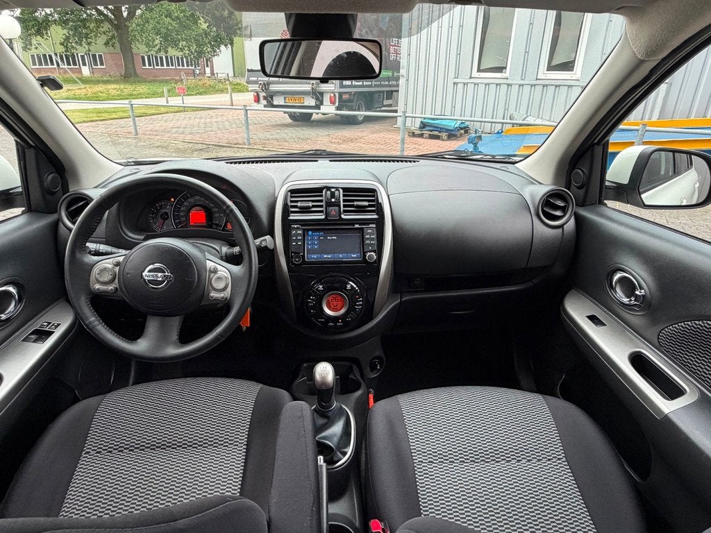 Nissan Micra 1.2 DIG-S Connect Edition|1eEIG|DEALEROH|CRUISE, Auto's, Nissan, Voorwielaandrijving, Euro 5, Stof, Zwart