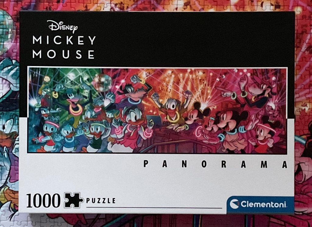 Panorama puzzel Disney Mickey Mouse, Ophalen of Verzenden, 500 t/m 1500 stukjes, Zo goed als nieuw, Legpuzzel