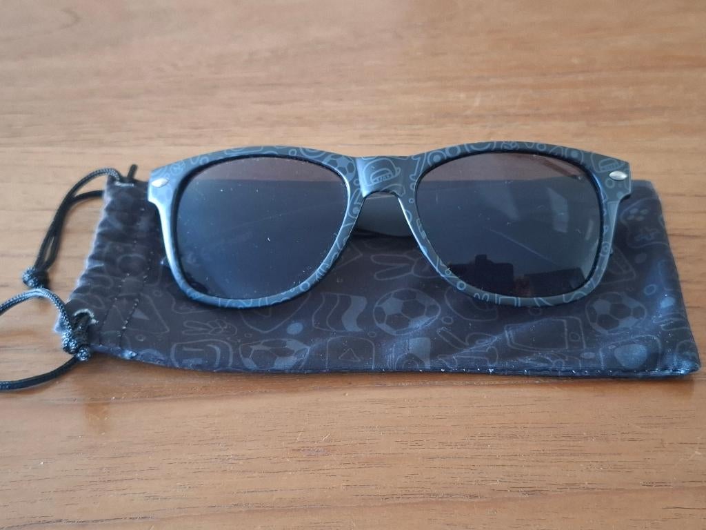 Knolpower/ Enzo knol zonnebril, Ophalen
