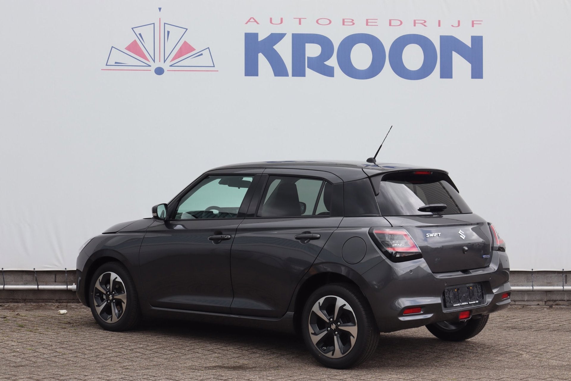 Suzuki Swift 1.2 Style Smart Hybrid|Automaat|Carplay|Cruise, Stof, Automatische klimaatregeling, Zwart, 82 pk