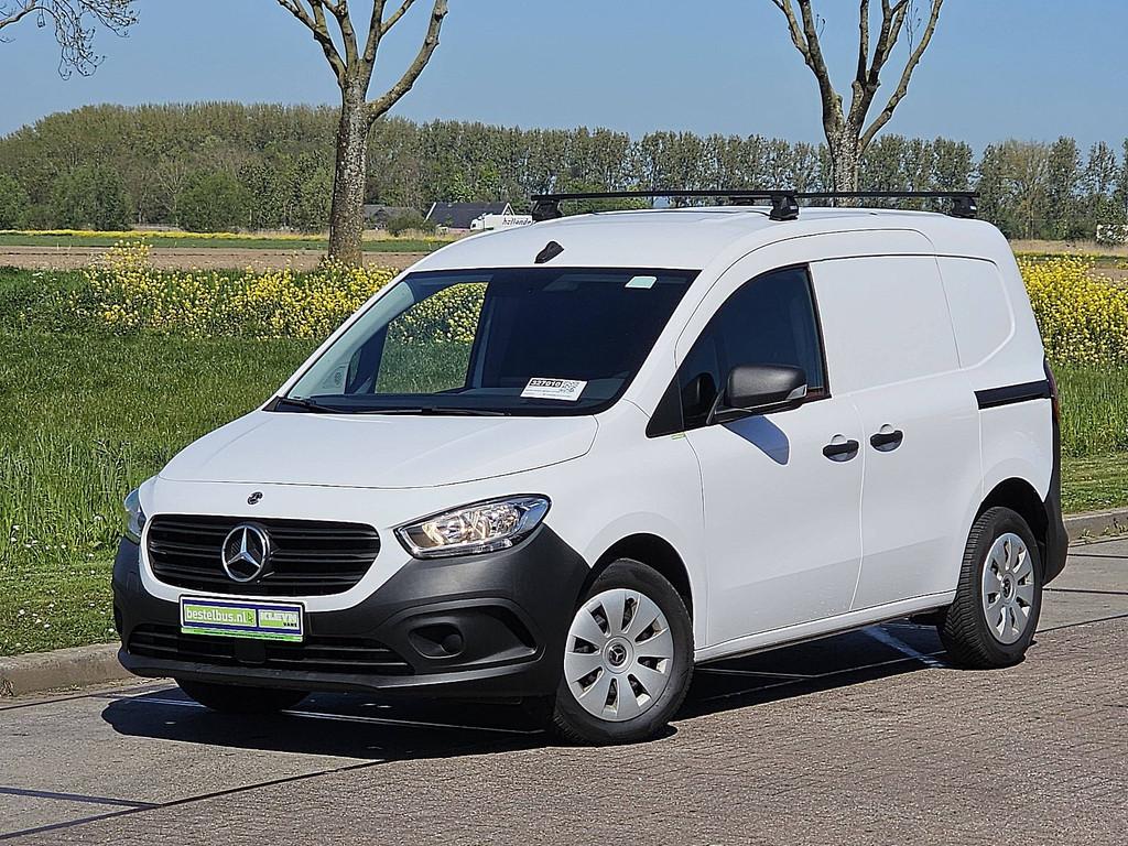 Mercedes-Benz Citan 110 CDI L1 Pro 2xZijdeur Mbux Carplay Lo, Voorwielaandrijving, Stof, Gebruikt, Zwart