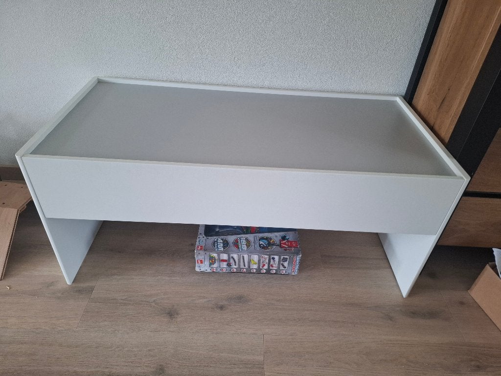 Ikea dundra speeltafel met lade, Ophalen, Zo goed als nieuw