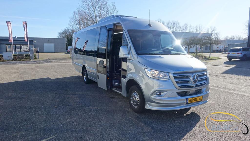Mercedes-Benz NEW Sprinter 519 CDI - 24 Seats EURO 6, Auto's, Automaat, 188 pk, Adaptive Cruise Control, Mercedes-Benz