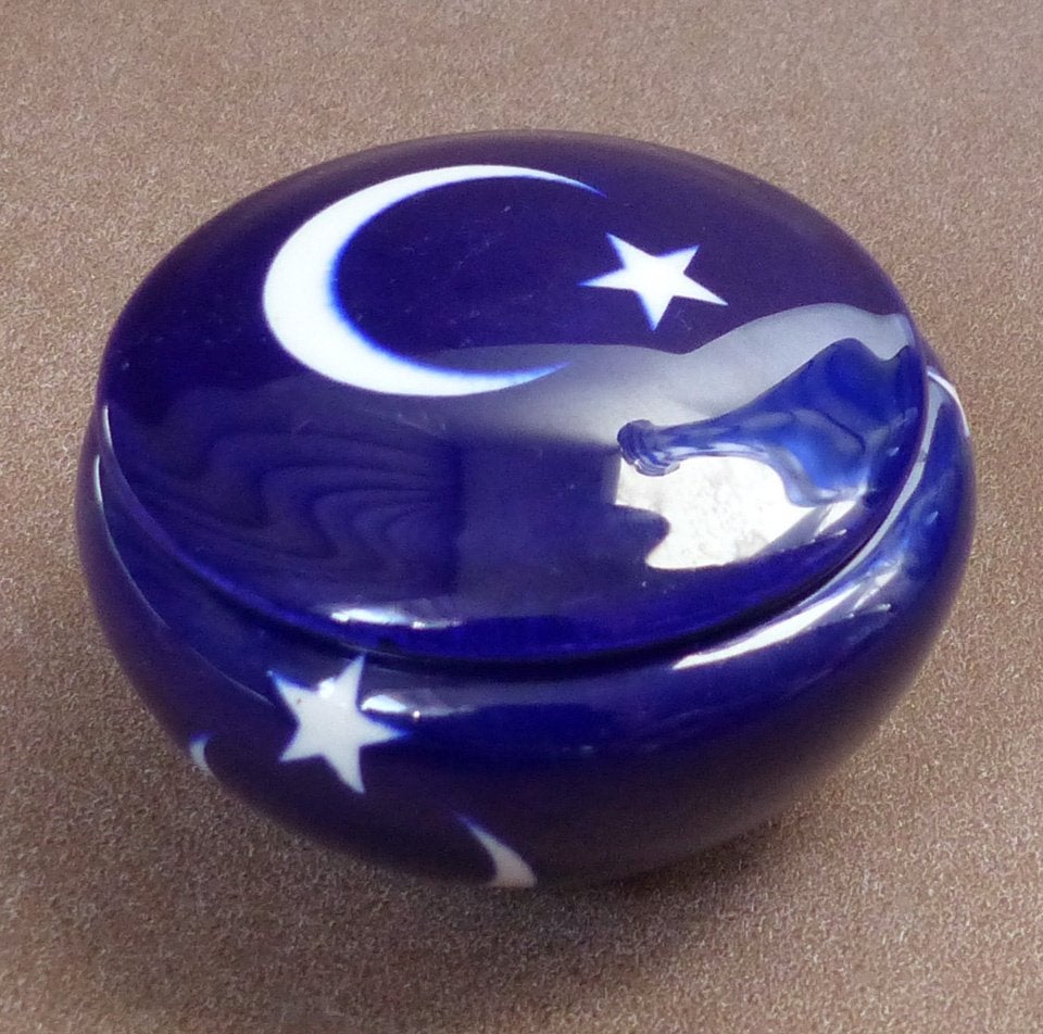 Turks dekseldoosje Pinar Gini Turkije Turkse vlag kobalt, Ophalen of Verzenden, Gebruikt, Porselein, Overige typen