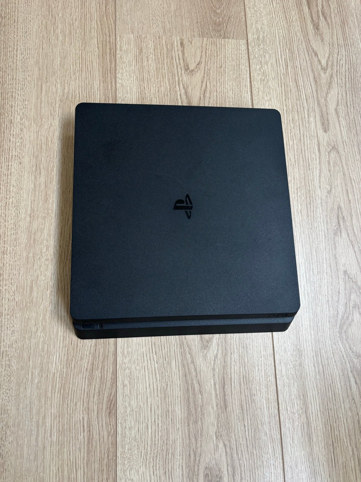 PlayStation 4 Slim 500GB met 1 controller, Spelcomputers en Games, Ophalen, 500 GB, Zo goed als nieuw, Met 1 controller