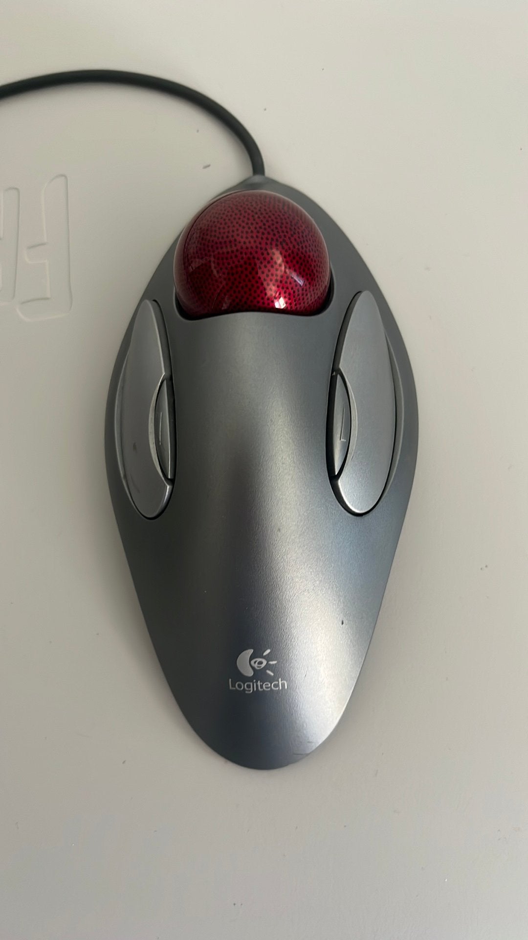 Logitech trackball, Gebruikt, Ergonomisch, Ophalen of Verzenden, Bedraad