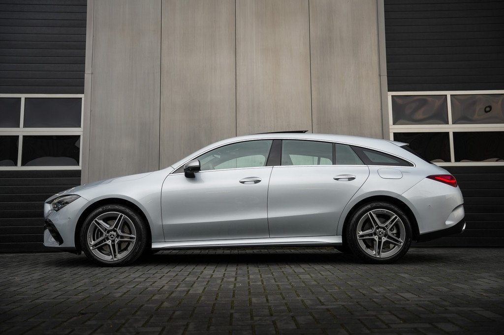 Mercedes-Benz CLA-Klasse Shooting Brake 250 e 218 pk AMG Lin, Auto's, Mercedes-Benz, CLA, Gebruikt, Euro 6, 4 cilinders