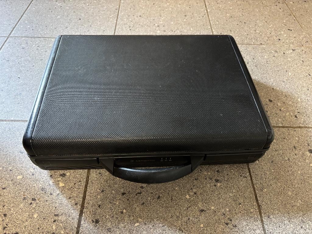 Samsonite aktetas, Gebruikt, Hard kunststof, Slot, Minder dan 50 cm