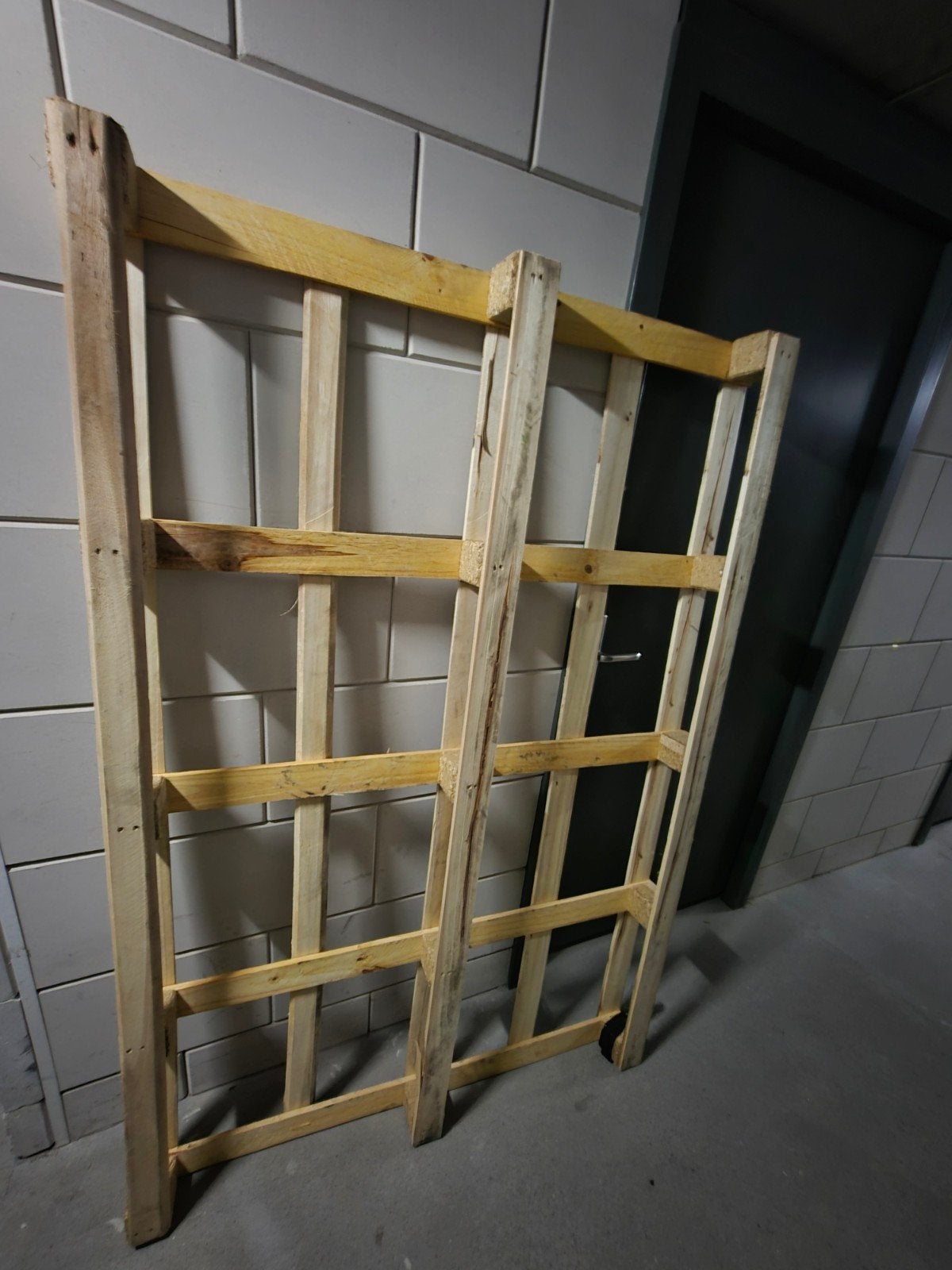 Gratis houten pallet 120x180cm, Doe-het-zelf en Verbouw, Ophalen, Gebruikt, 50 mm of meer, Pallet