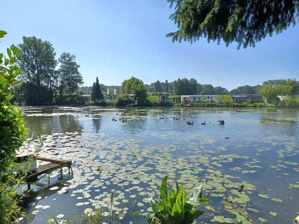 Camping met vaste staanplaatsen, Ophalen