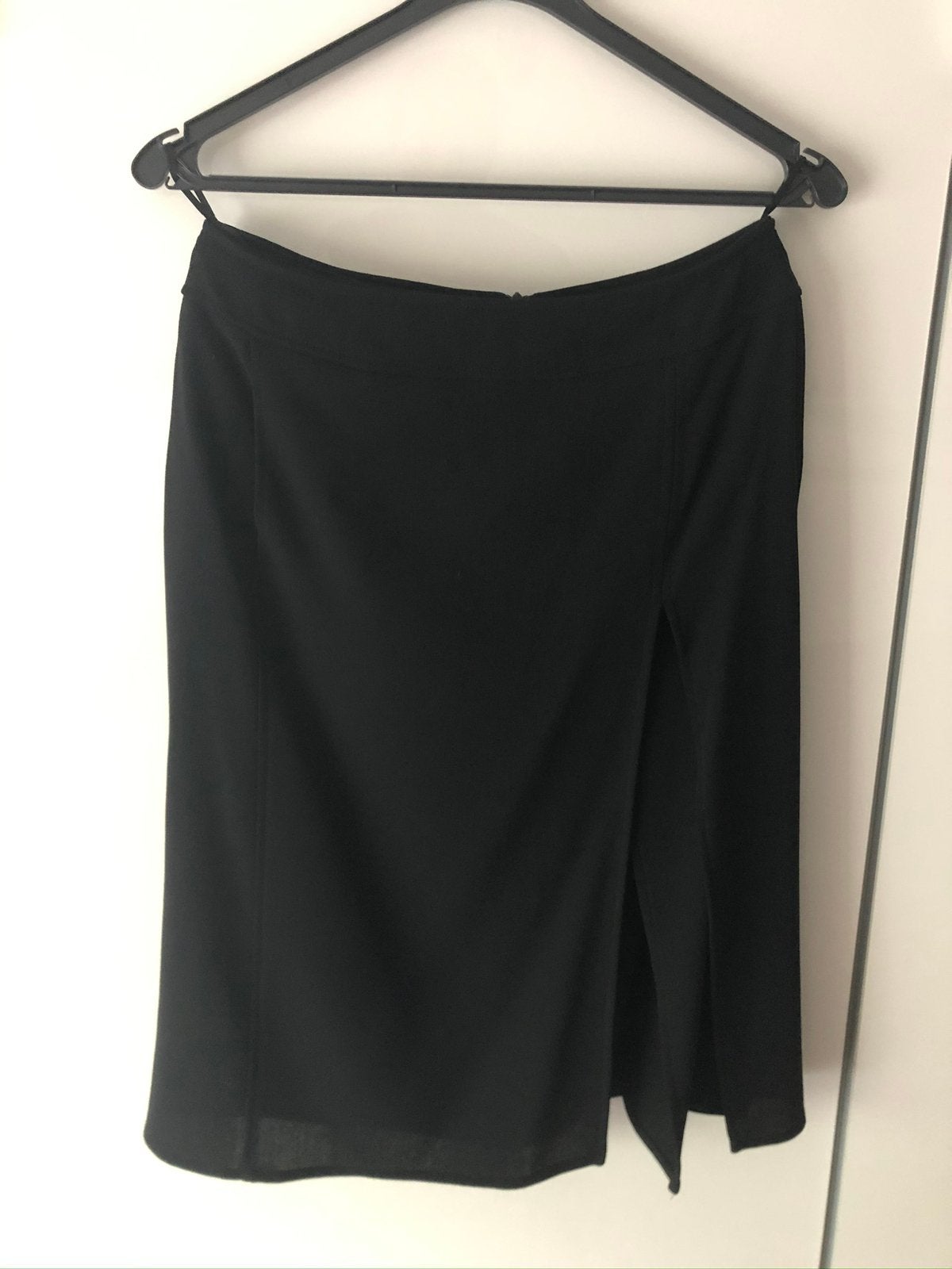 zwarte korte (koker)rok maat 38 MAX MARA, Ophalen of Verzenden, Zo goed als nieuw, Maat 38/40 (M), Zwart