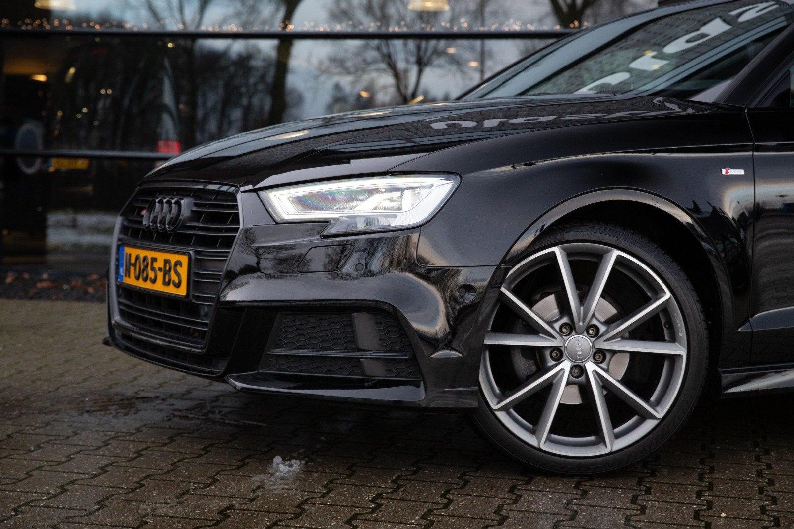 Audi A3 35 Tfsi 150pk STronic 2018Pano|Sfeer|Carplay|3xSLine, 1498 cc, 4 cilinders, Zwart, Sedan
