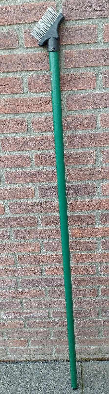 te koop ontkruid borstel voor 10 euro, Ophalen